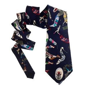 Nicole Miller Novelty NeckTie Marathon Theme NY Boston LA Chicago Hand Sewn RARE